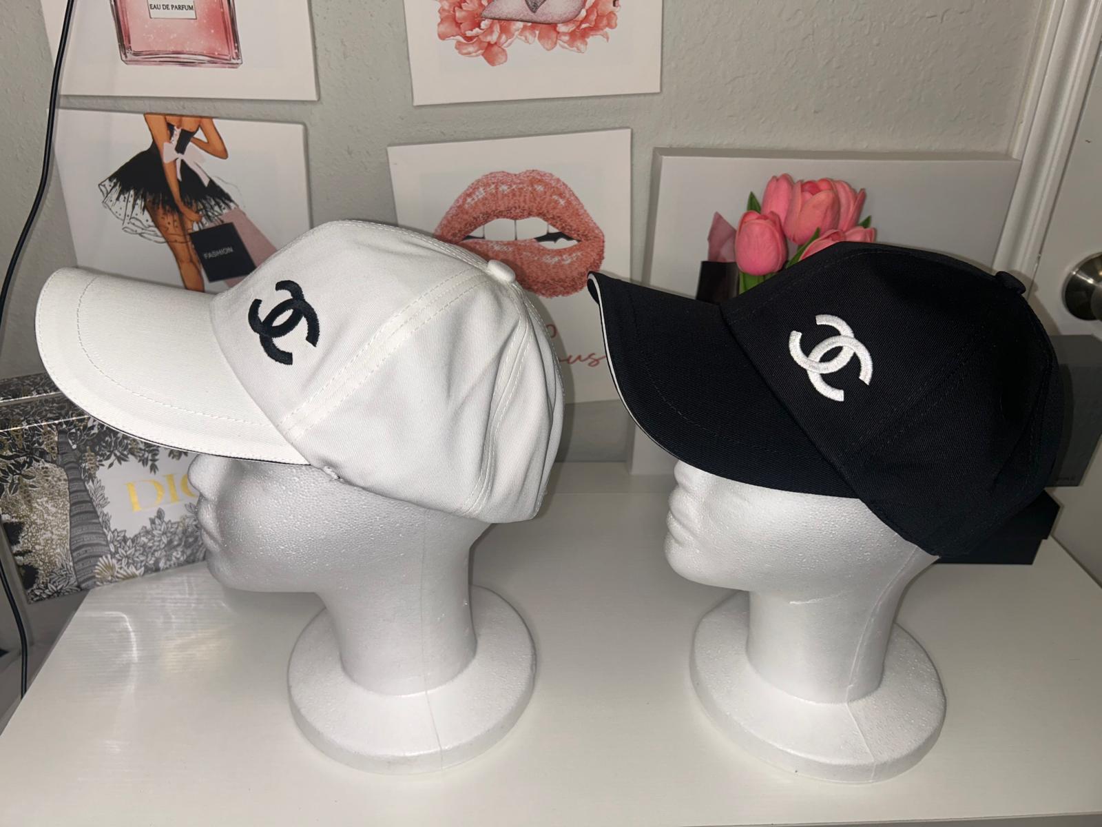 Gorras Chanel · Vista lateral